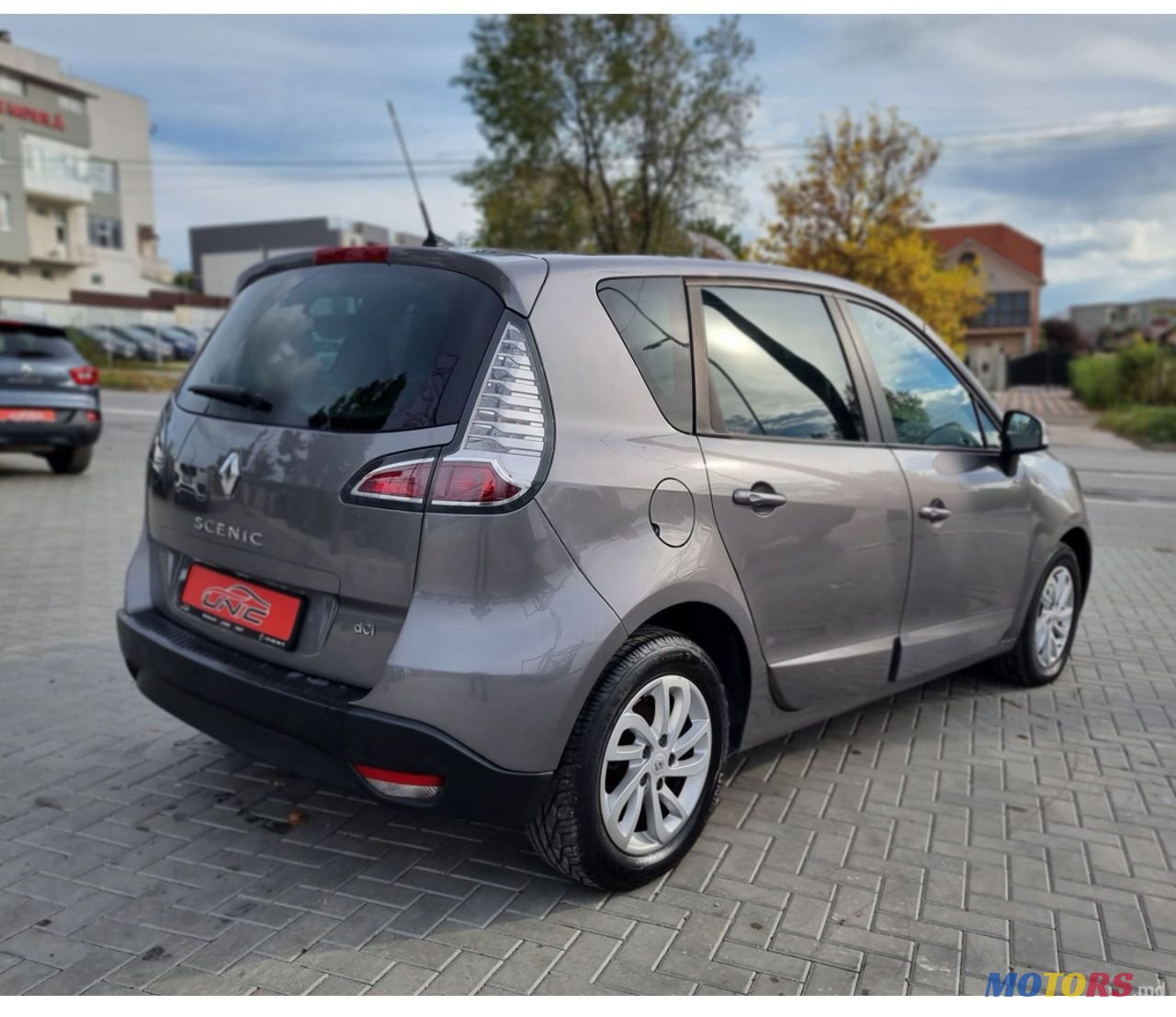 2013' Renault Scenic photo #4