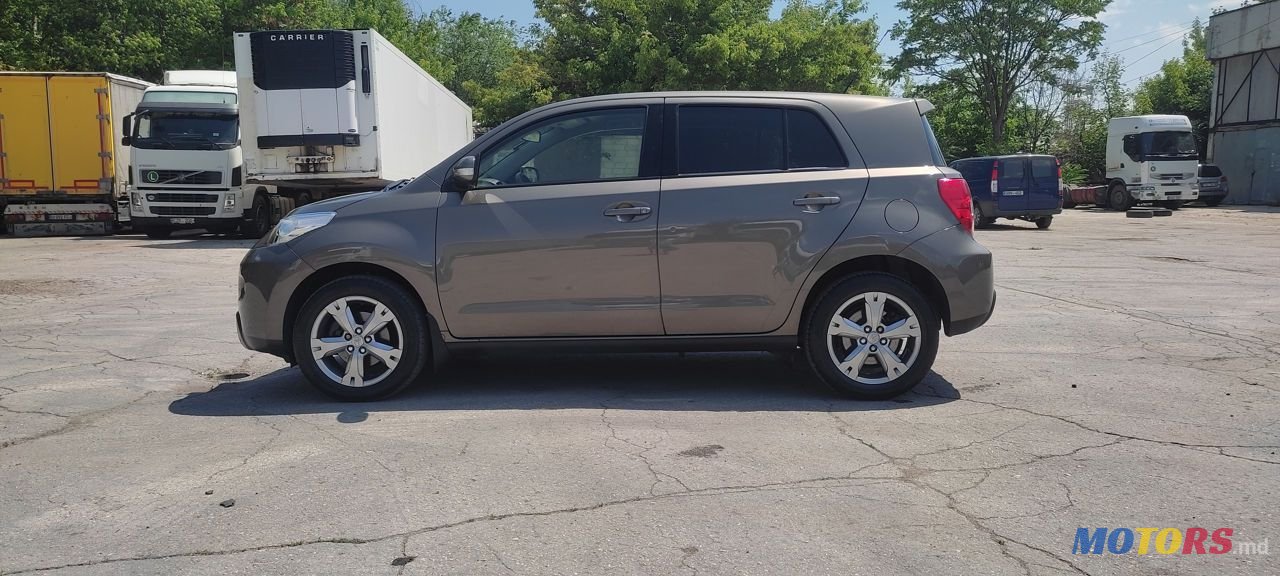 2012' Toyota Urban Cruiser photo #5