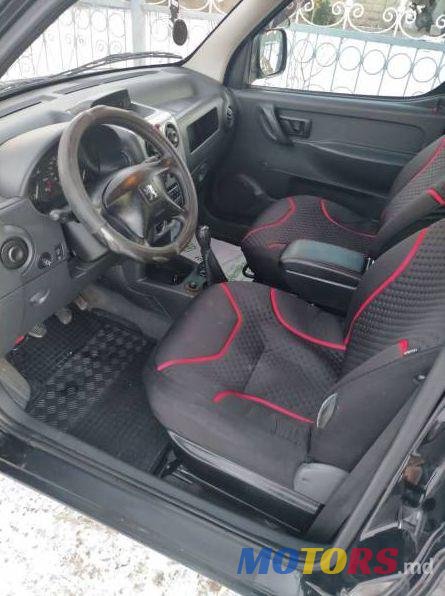 2004' Peugeot Partner photo #2