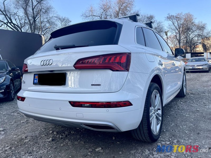 2019' Audi Q5 photo #5