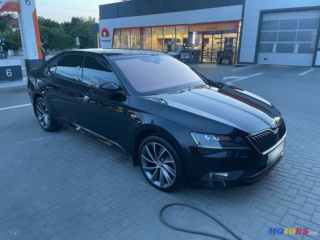 2019' Skoda Superb photo #2