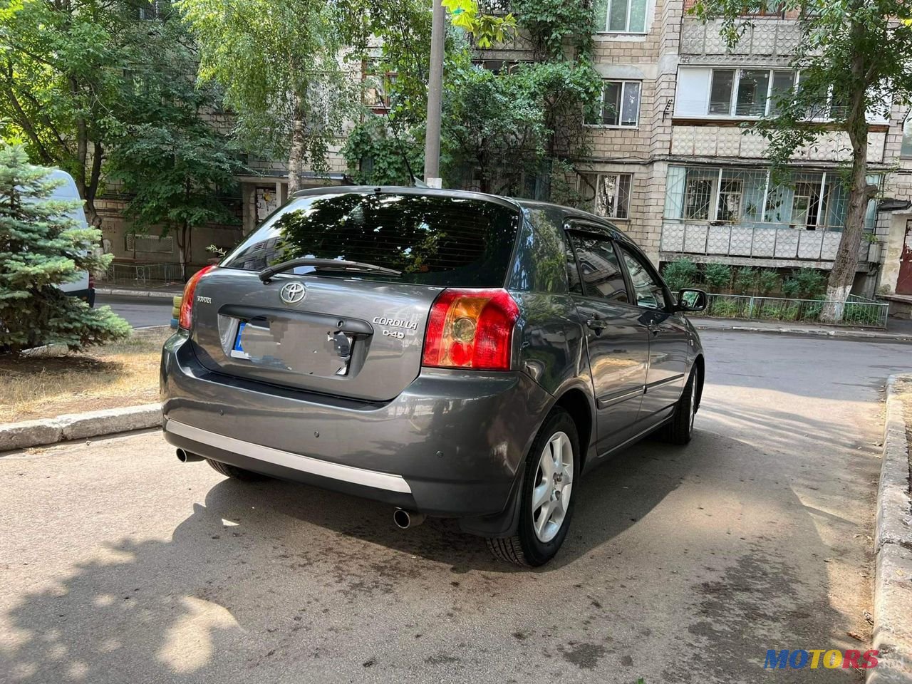 2005' Toyota Corolla photo #2