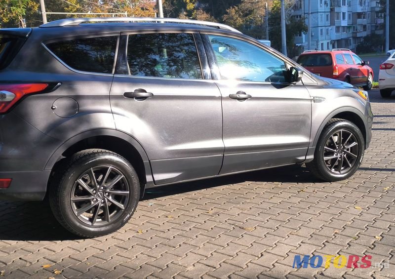 2017' Ford Kuga photo #3