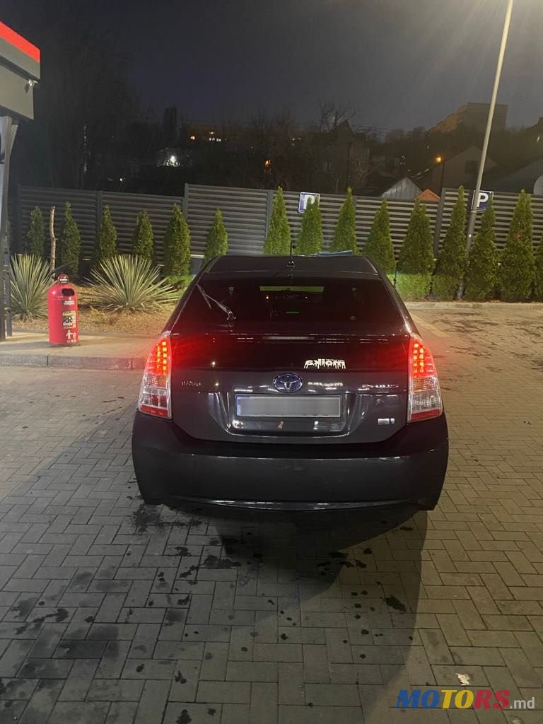 2011' Toyota Prius photo #6