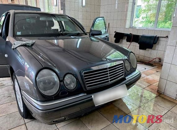 1998' Mercedes-Benz E Класс photo #6