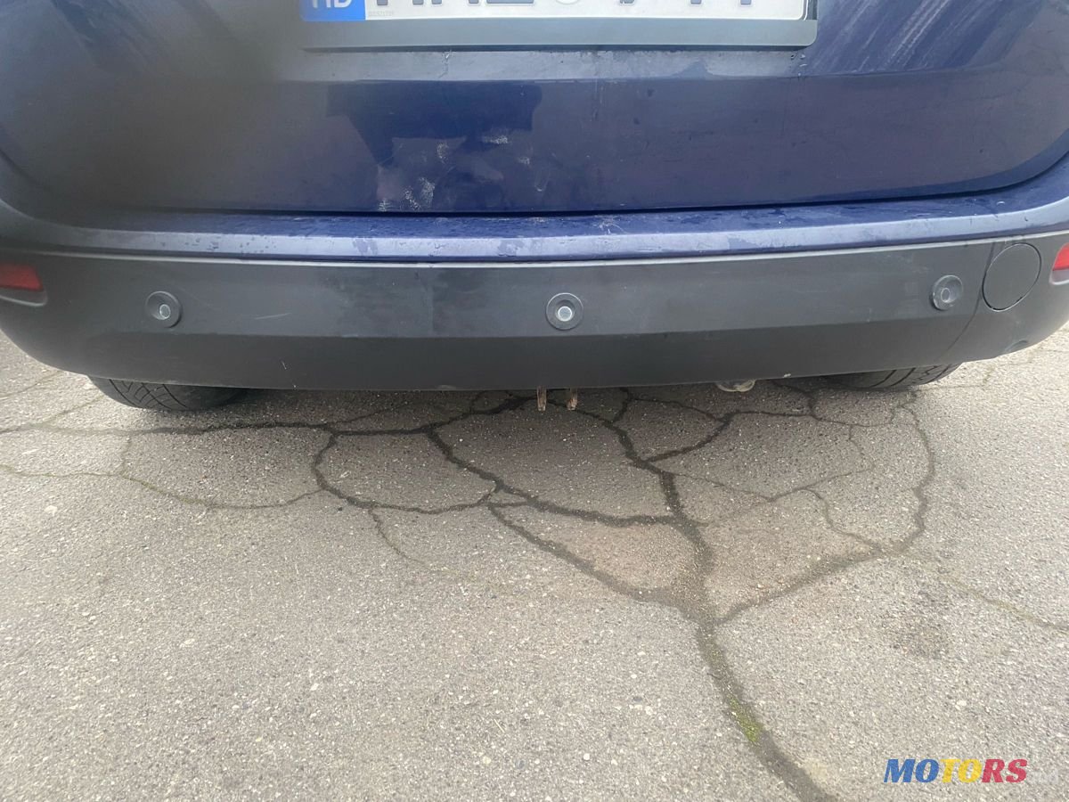 2013' Dacia Lodgy photo #5