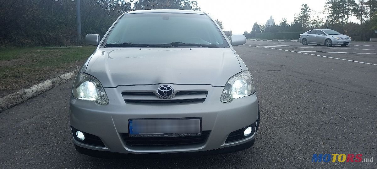 2005' Toyota Corolla photo #1