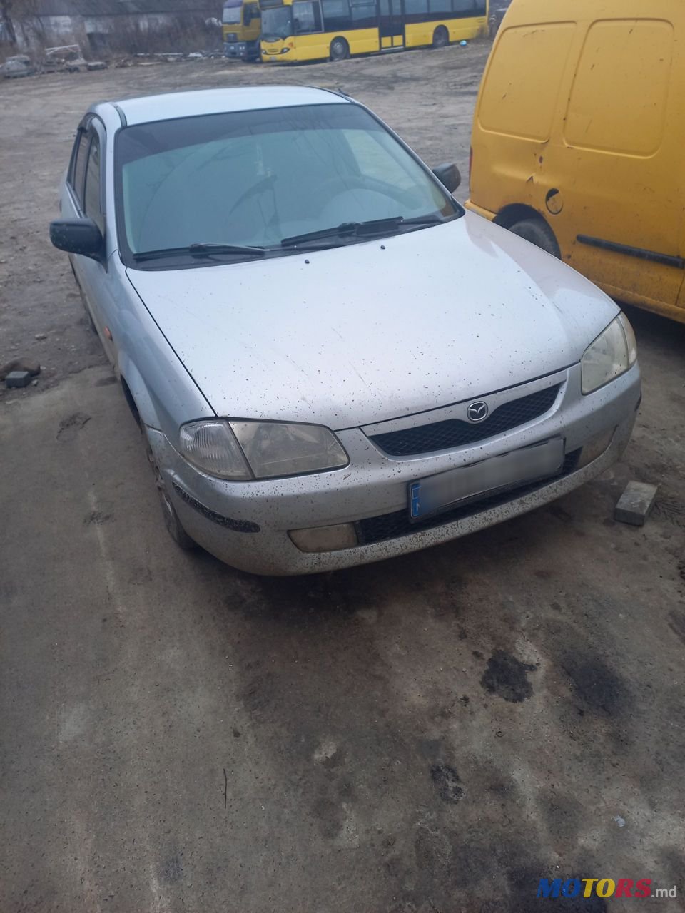 1998' Mazda 323 photo #1