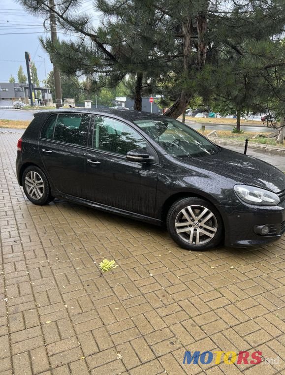 2013' Volkswagen Golf photo #2