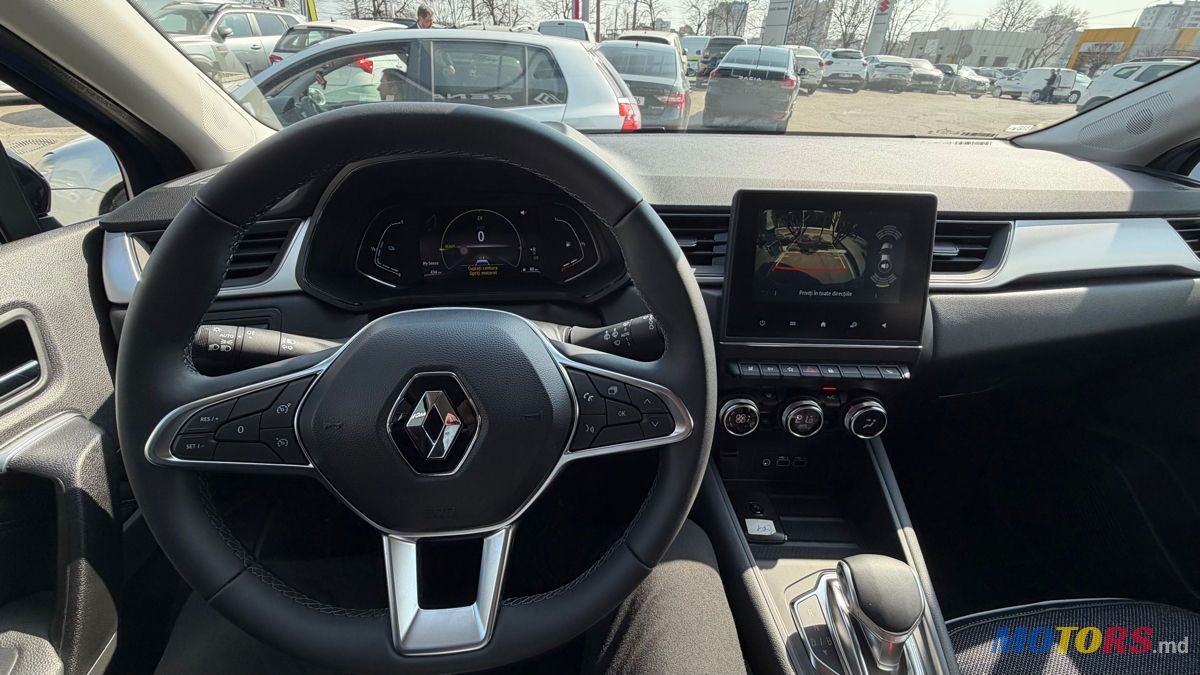 2024' Renault Captur photo #5