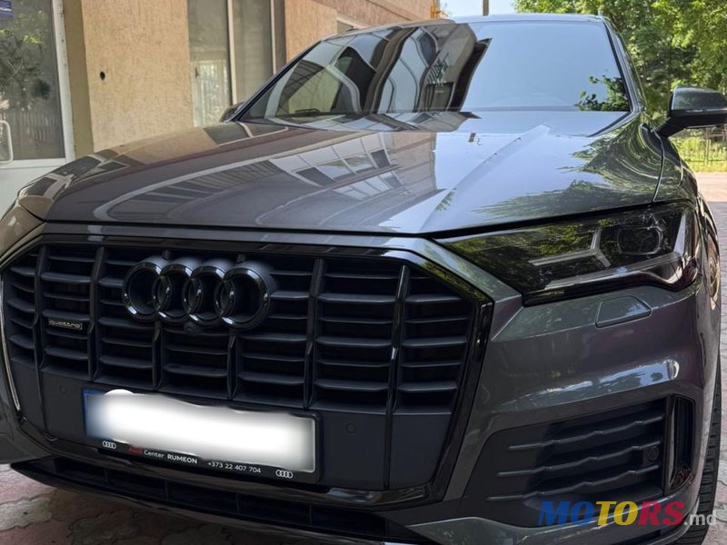 2021' Audi Q7 photo #1