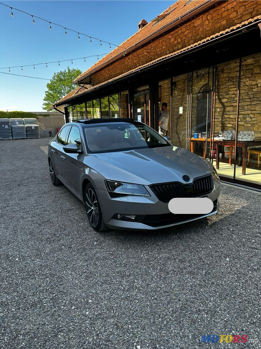 2016' Skoda Superb photo #2