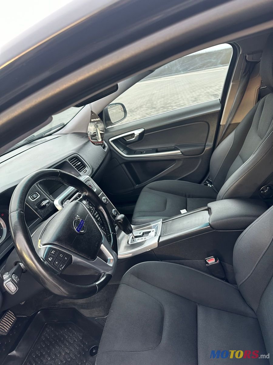 2010' Volvo S60 photo #5