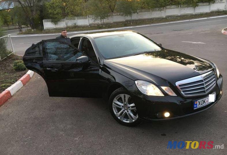 2011' Mercedes-Benz E photo #1