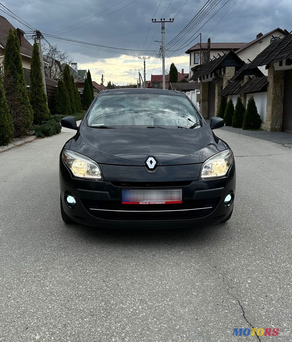 2010' Renault Megane photo #3