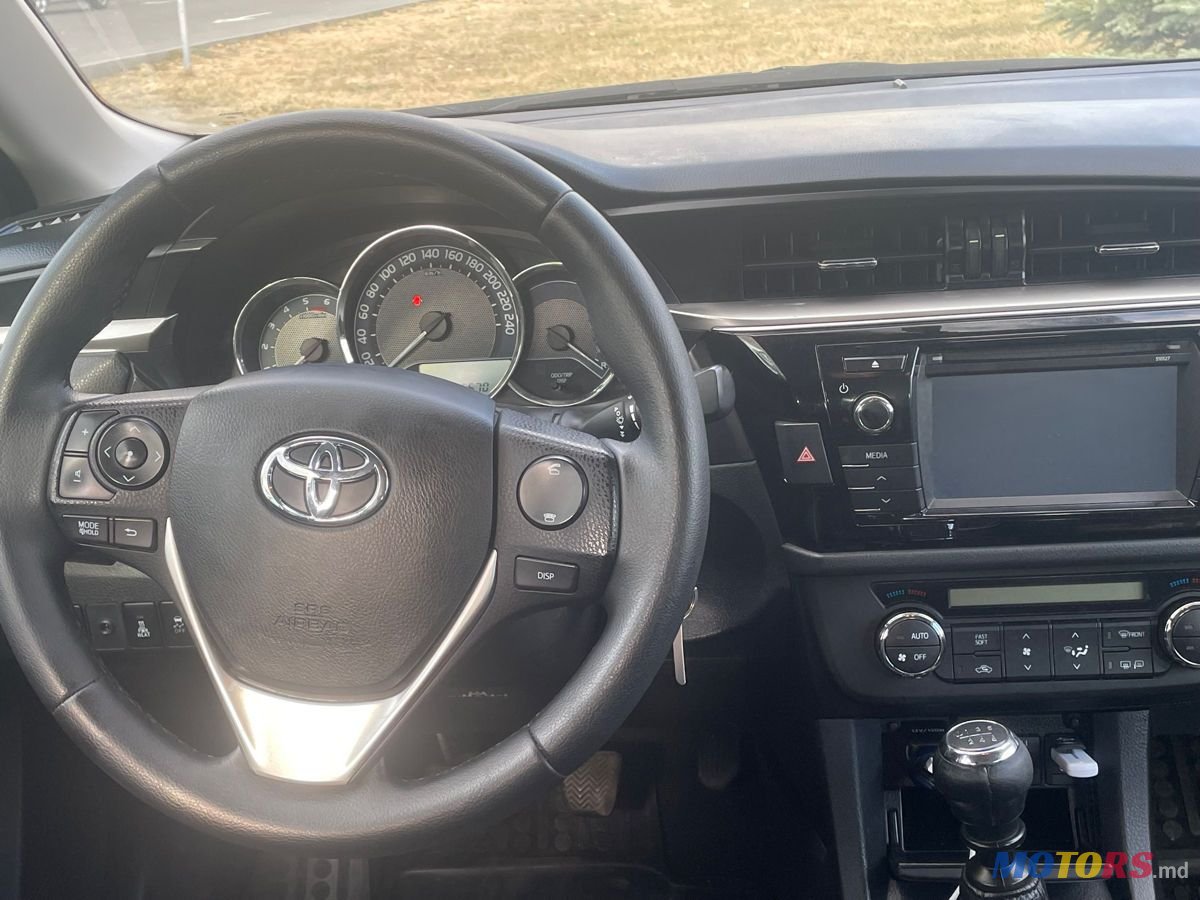 2016' Toyota Corolla photo #6