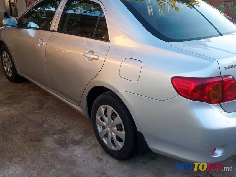 2010' Toyota Corolla photo #3