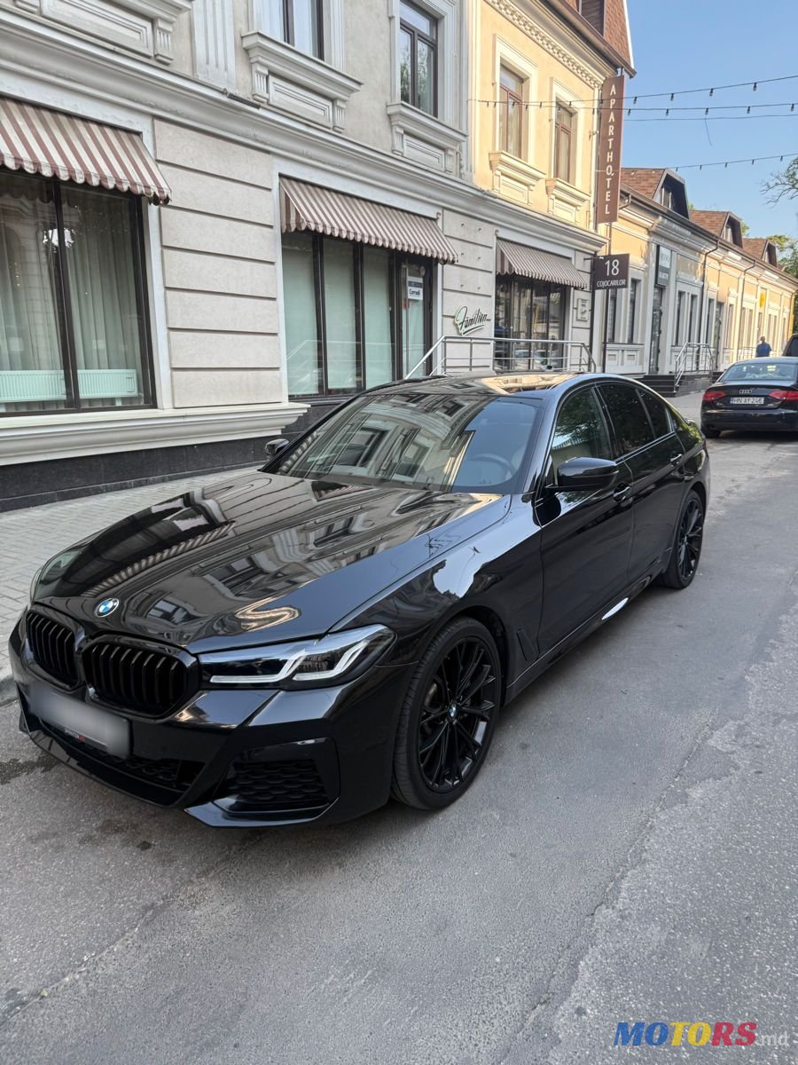 2020' BMW 5 Series photo #1