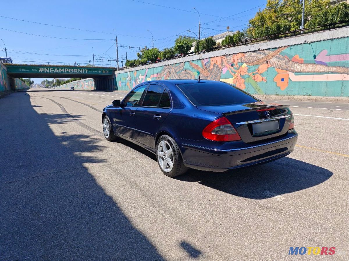 2006' Mercedes-Benz E-Class photo #4