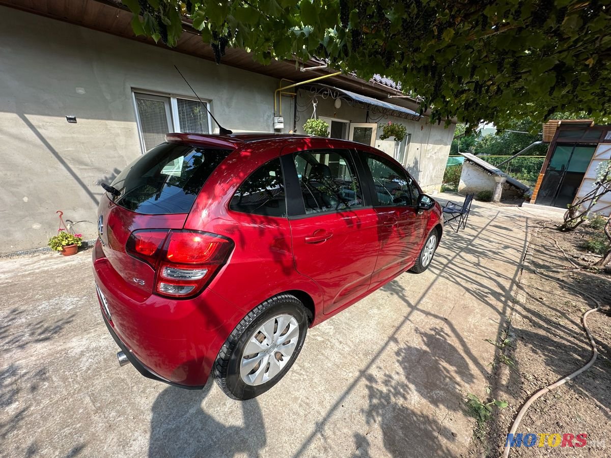 2010' Citroen C3 photo #3