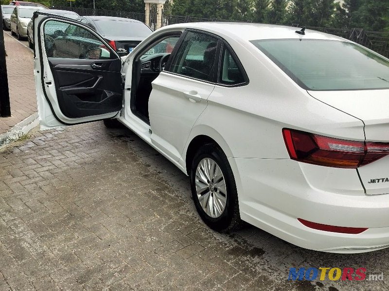 2019' Volkswagen Jetta photo #2