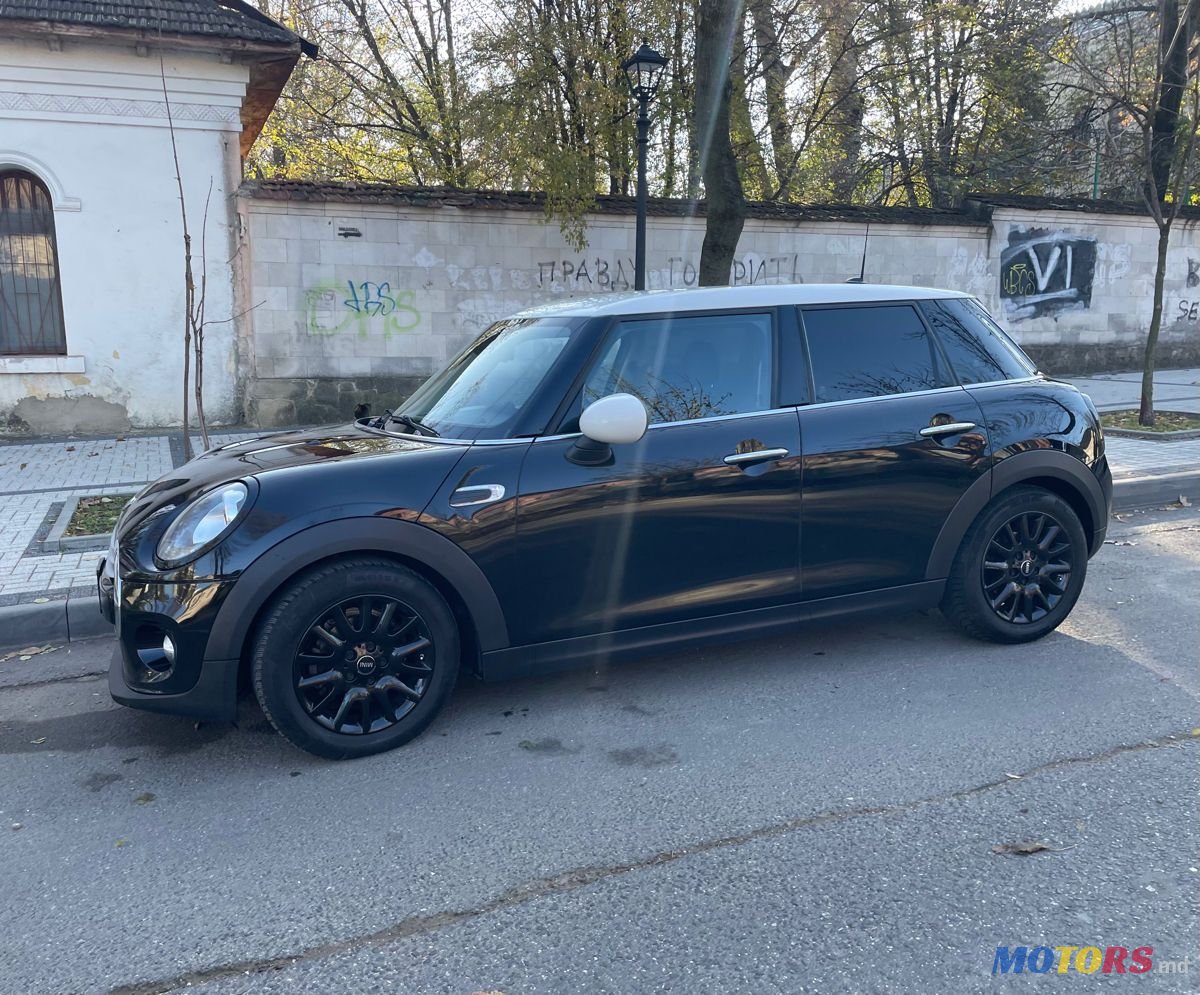 2016' MINI Cooper photo #2