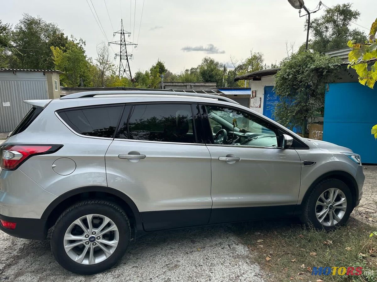 2017' Ford Kuga photo #5