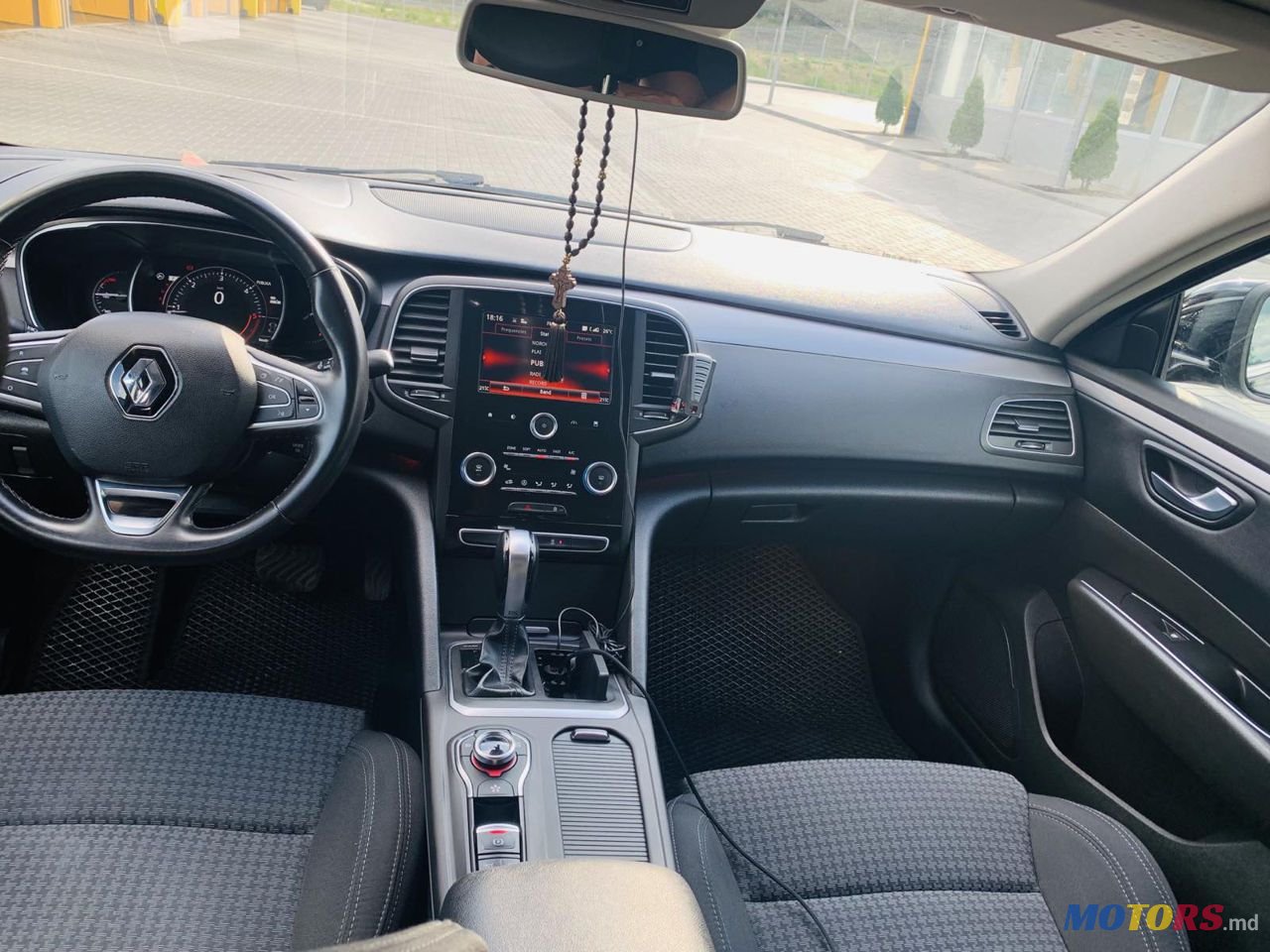 2017' Renault Talisman photo #5