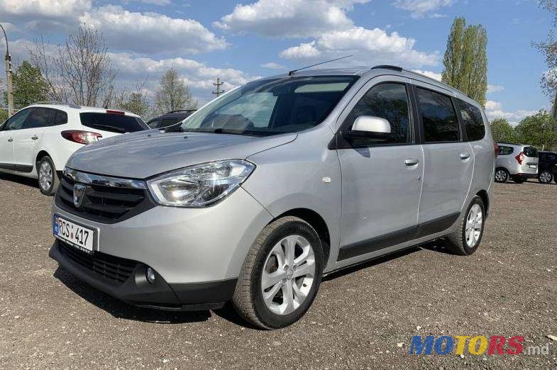 2013' Dacia Lodgy photo #1