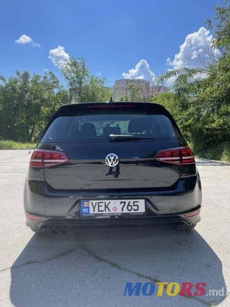 2013' Volkswagen Golf photo #2