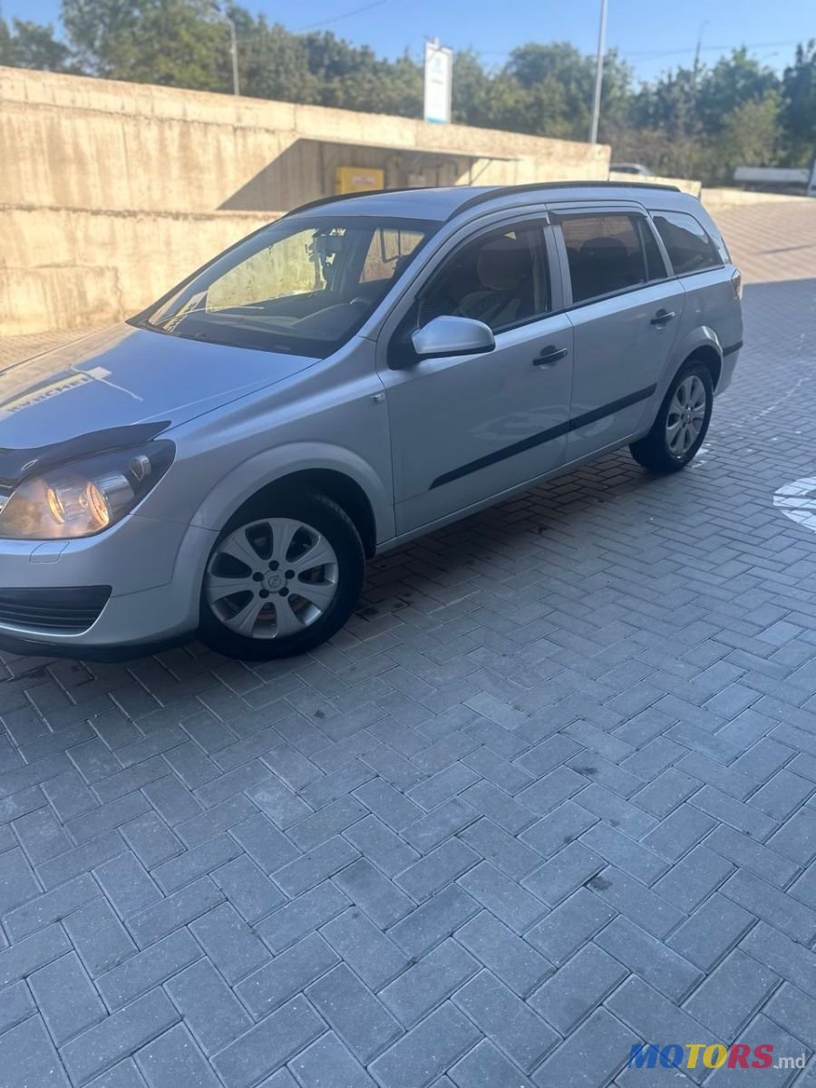 2006' Opel Astra photo #4