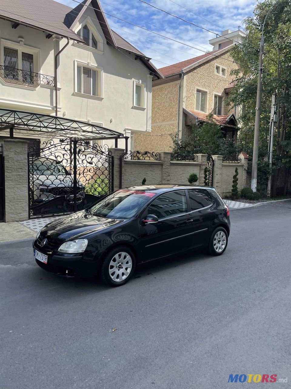 2005' Volkswagen Golf photo #2