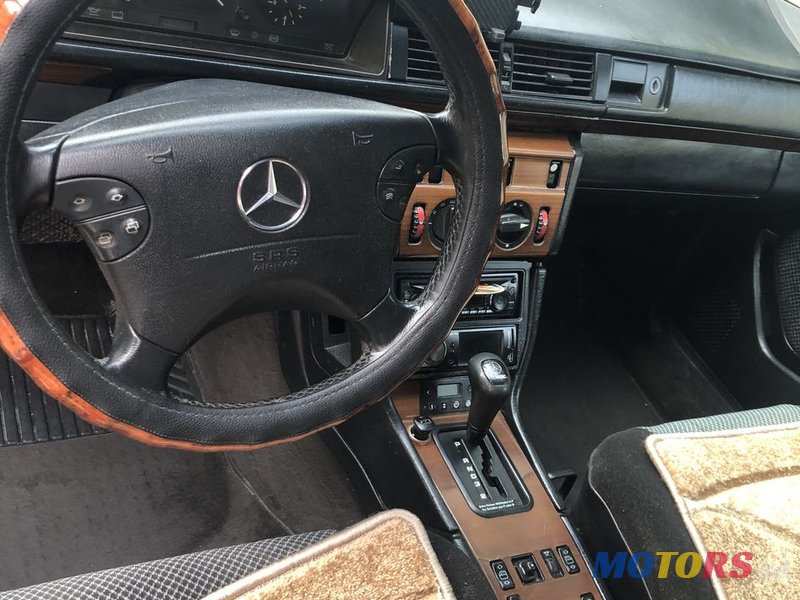 1990' Mercedes-Benz E Класс photo #4