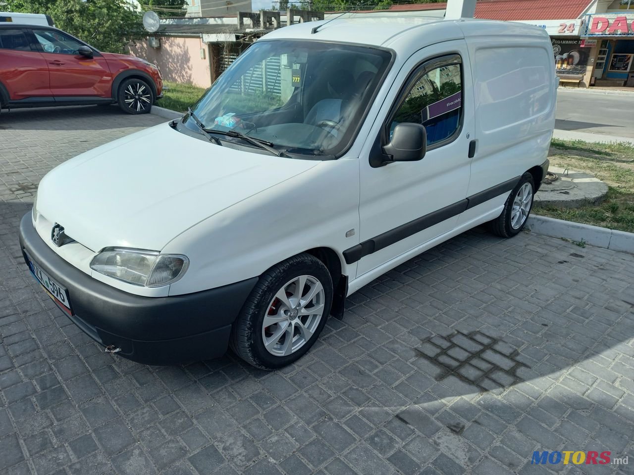 2002' Peugeot Partner photo #1