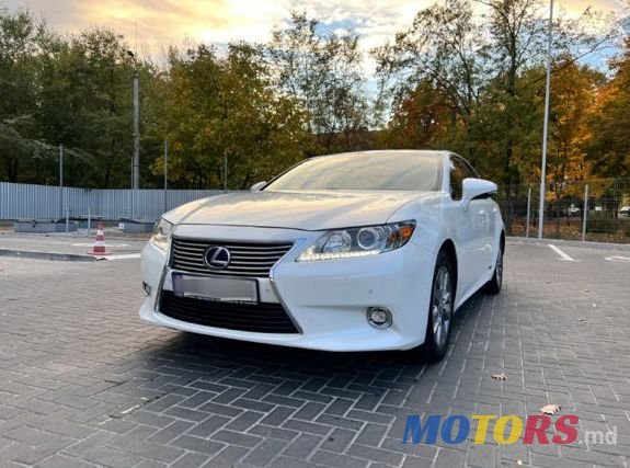 2014' Lexus Es Series photo #1