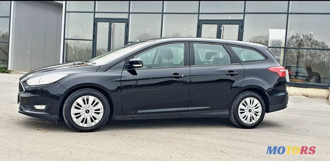 2017' Ford Focus photo #1