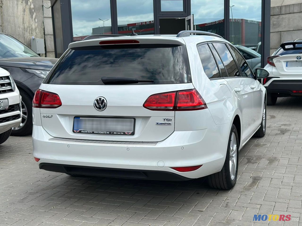 2016' Volkswagen Golf photo #6