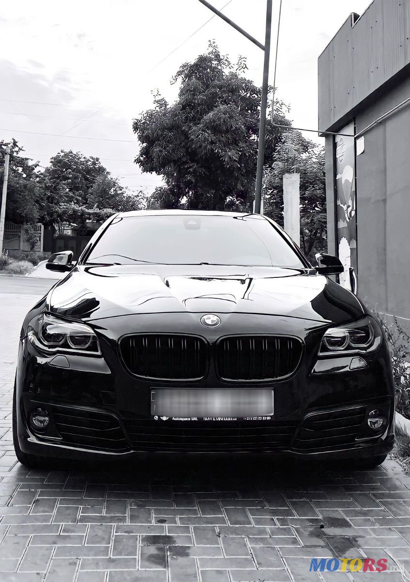 2015' BMW 5 Series photo #4