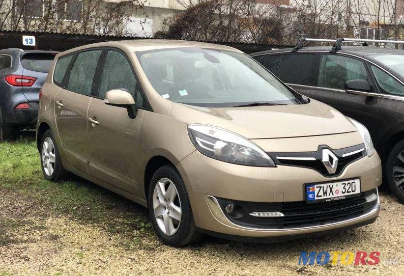 2013' Renault Grand Scenic photo #1