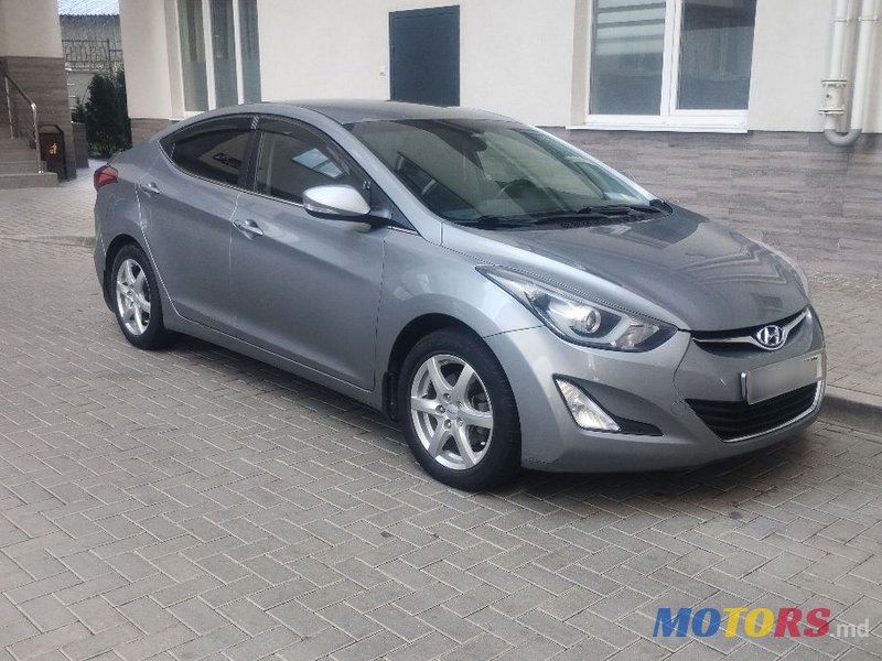 2014' Hyundai Elantra photo #2