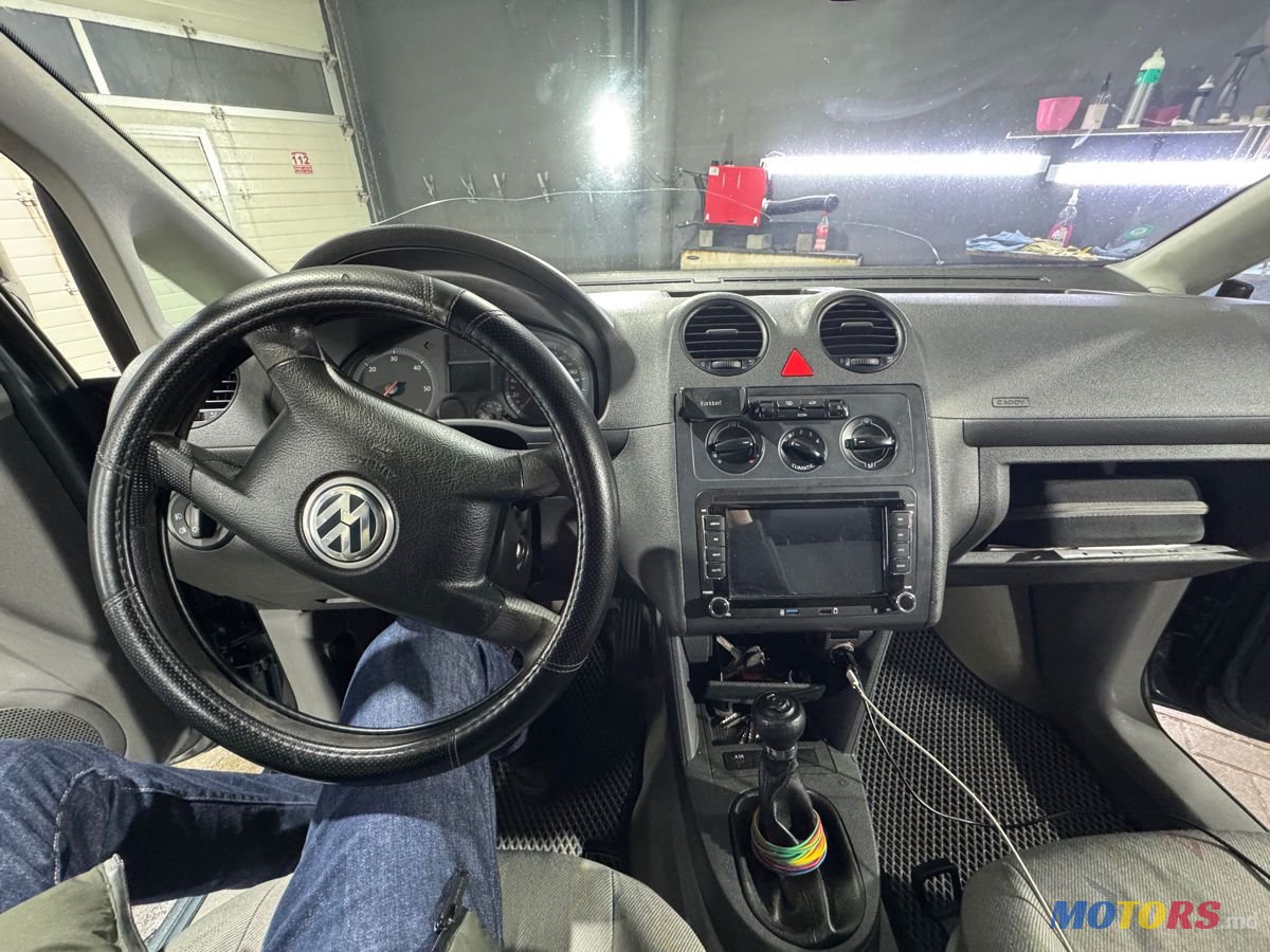 2006' Volkswagen Caddy photo #5