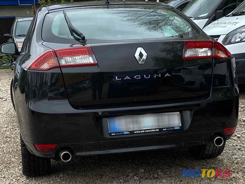 2012' Renault Laguna photo #4