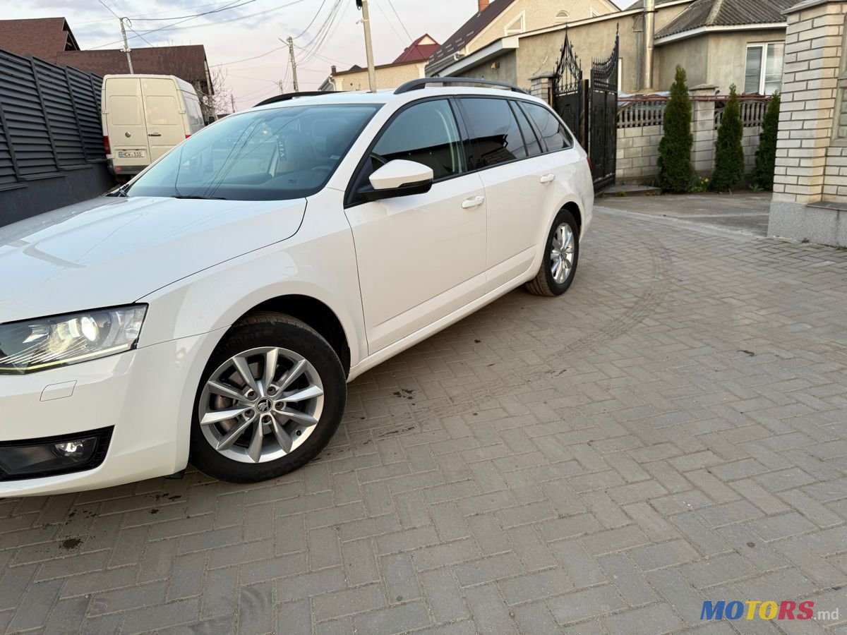 2015' Skoda Octavia photo #2