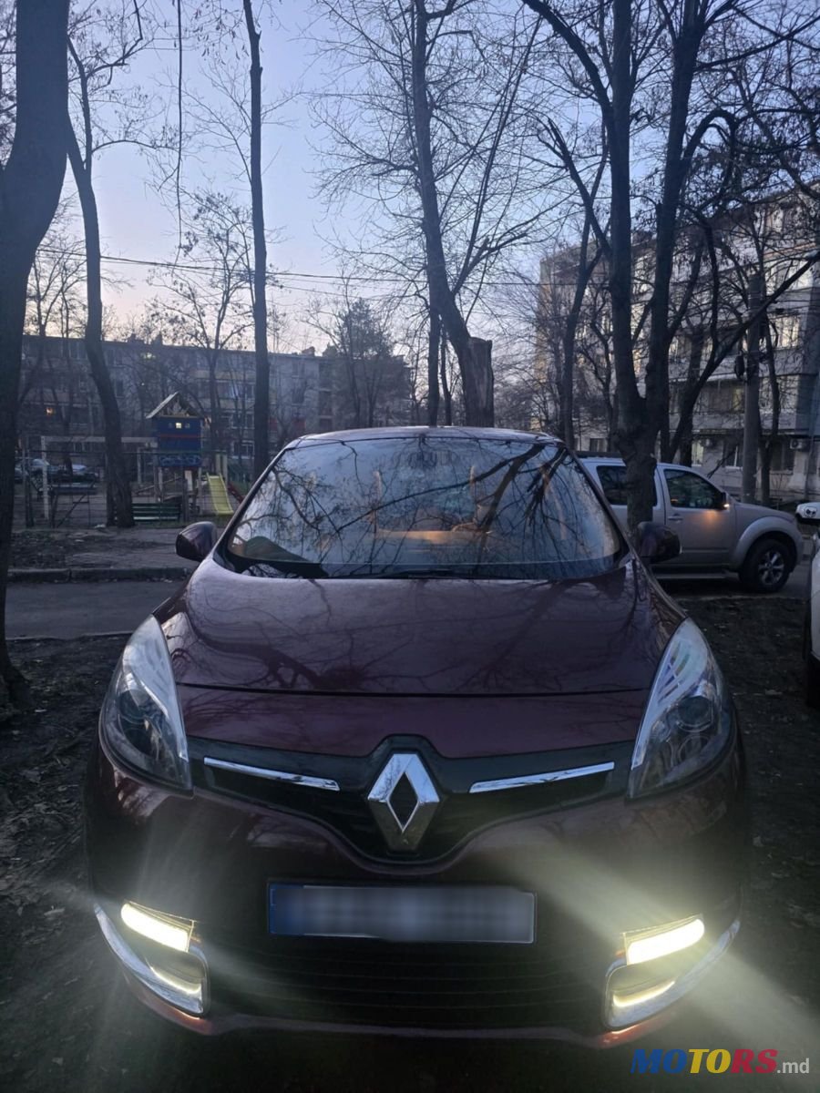 2014' Renault Scenic photo #2