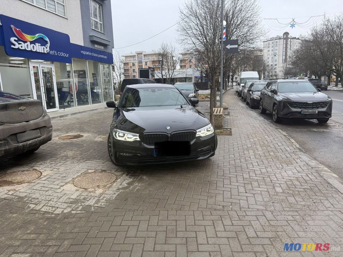 2017' BMW 5 Series photo #3
