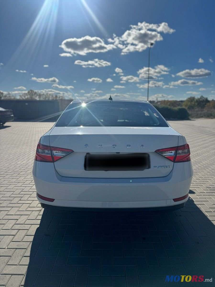 2019' Skoda Superb photo #4