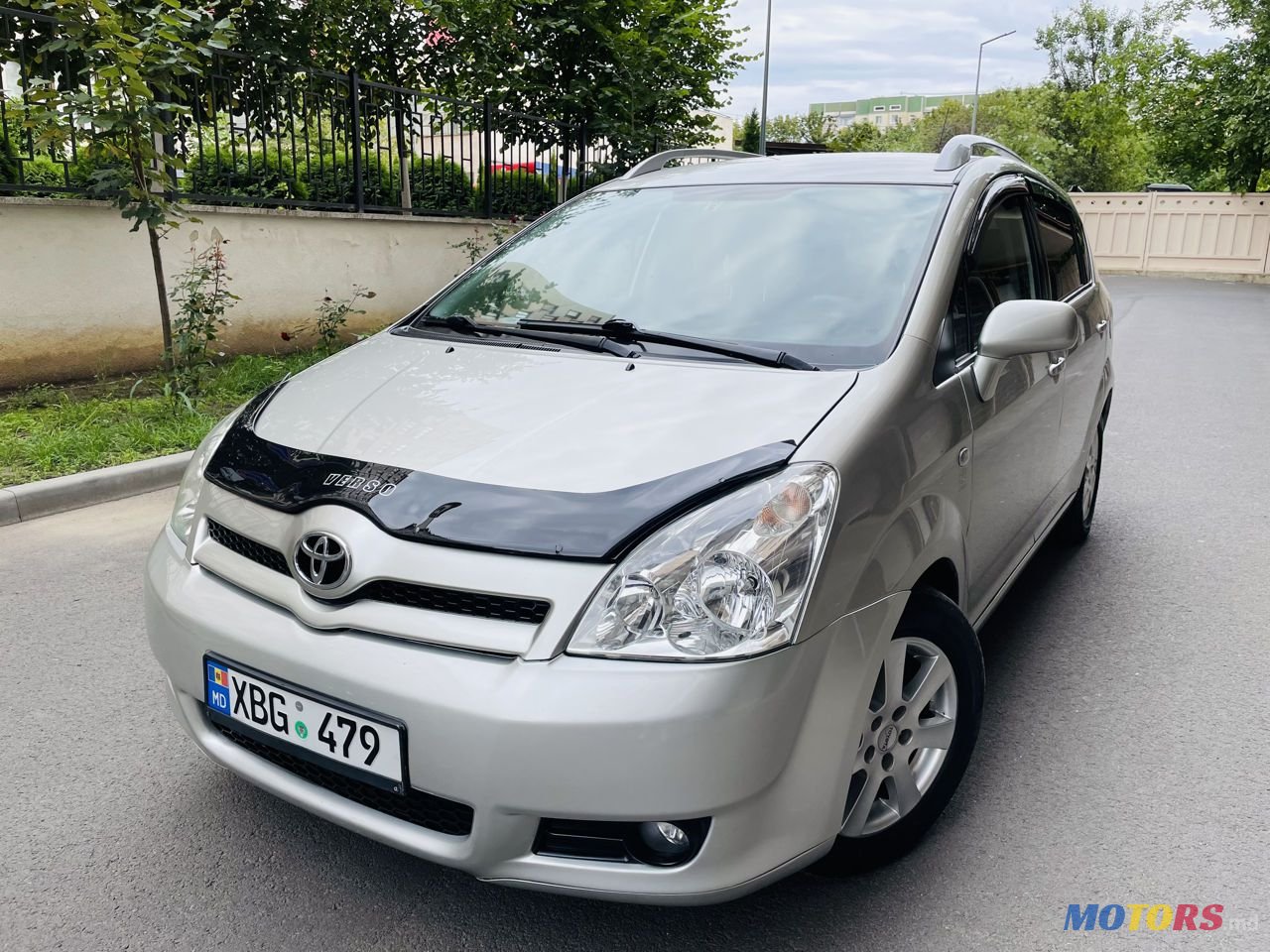 2007' Toyota Corolla Verso photo #1