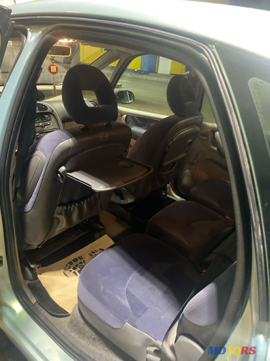 2003' Citroen Xsara Picasso photo #6