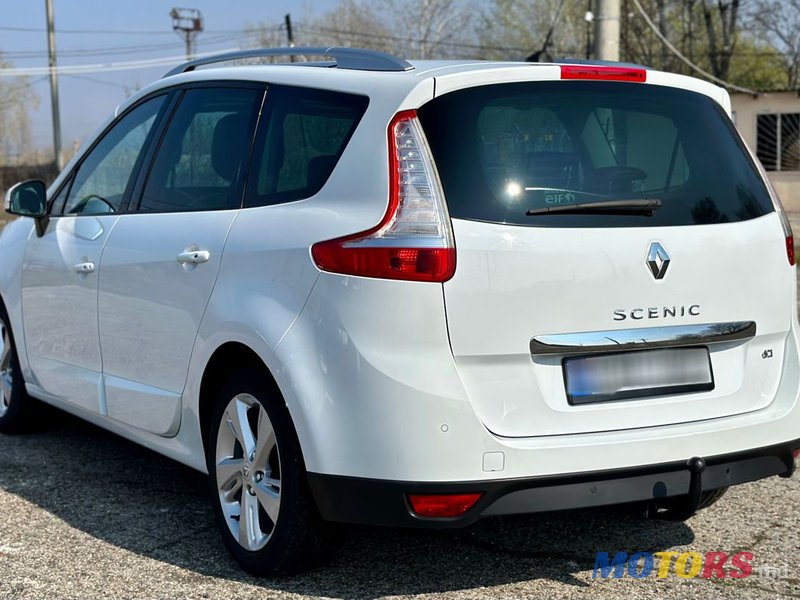 2014' Renault Grand Scenic photo #3