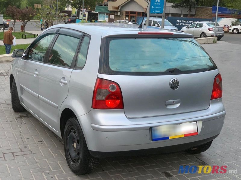 2004' Volkswagen Polo photo #5